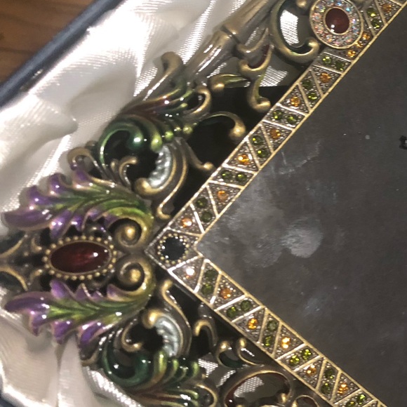 L36: beautiful Collectibles embellished metal photo frame ! Fits 3.5 x … - Picture 14 of 14